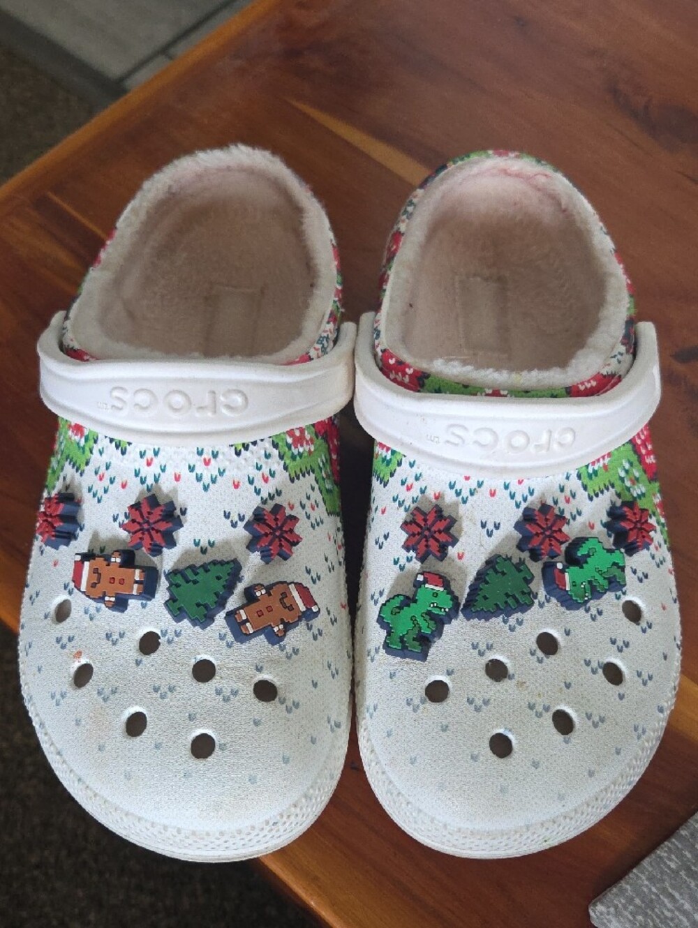 Women's White Holiday Print Clog with Fleece Lining - Picture 2 of 2